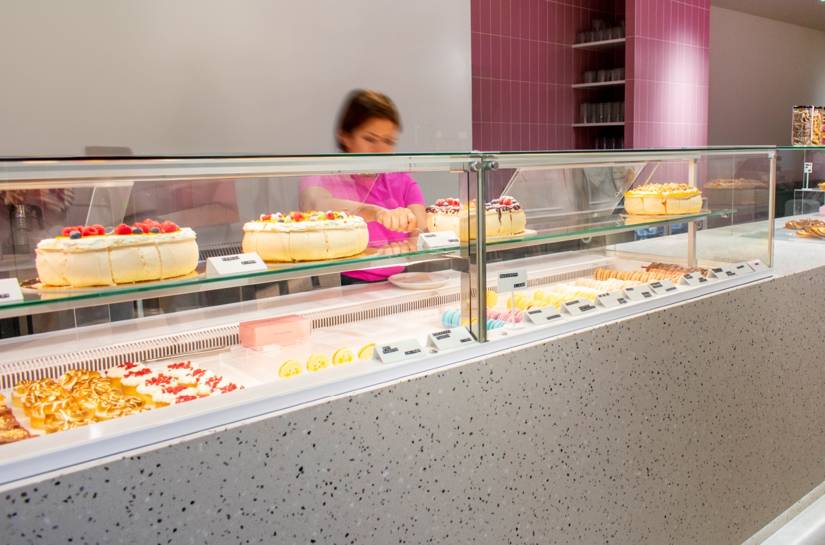 MINIMAL com prateleira refrigerada